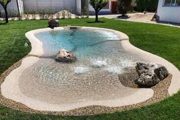 تختخواب و صبحانه Villa Francesca Luxury