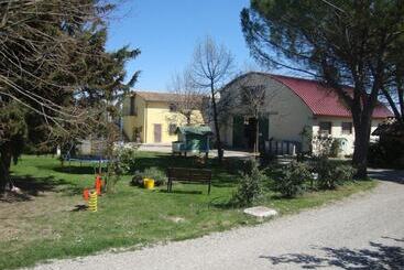 هتل روستایی Fattoria Il Bruco