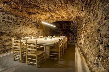 هتل Secrets Priorat