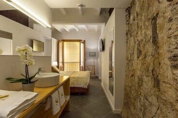هتل Secrets Priorat
