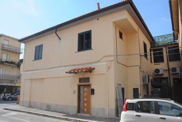 پانسیون Affittacamere Casa Brajan