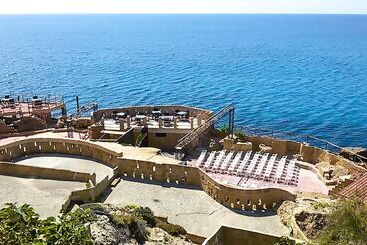 اقامتگاه Capo Rizzuto Resort