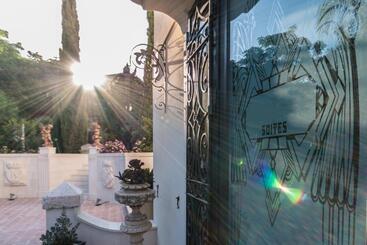 تختخواب و صبحانه Villa Nicolaci   Liberty Suites