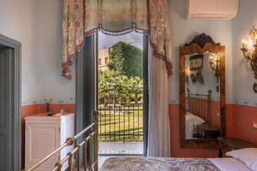 تختخواب و صبحانه Villa Nicolaci   Liberty Suites