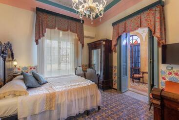 تختخواب و صبحانه Villa Nicolaci   Liberty Suites