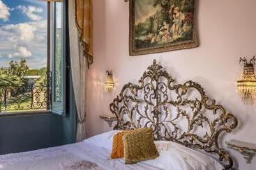 تختخواب و صبحانه Villa Nicolaci   Liberty Suites