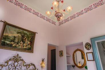 تختخواب و صبحانه Villa Nicolaci   Liberty Suites