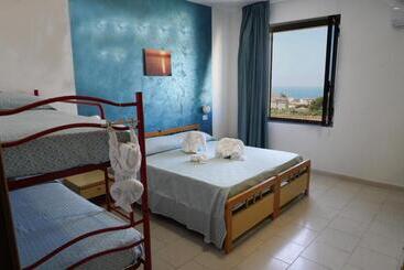 Albergo Marla - Camerota