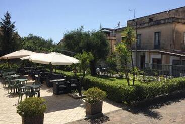 هتل Albergo Marla