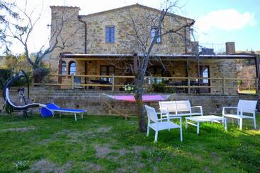 هتل روستایی Agriturismo La Casella