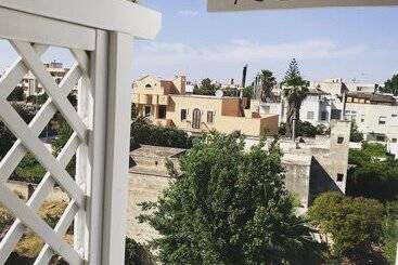 تختخواب و صبحانه Innsud