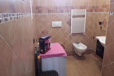 تختخواب و صبحانه Rio Launaxi Guest House
