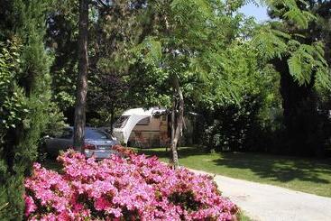 هتل Camping Riviera