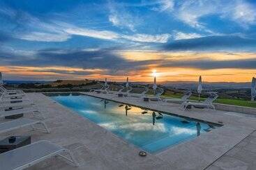 هتل روستایی Agriturismo Poggio Mirabile