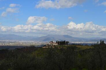 Сельский дом Olmofiorito