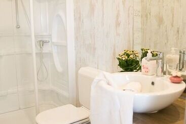 هتل Ciriga Sicily Glamping Resort