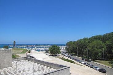 تختخواب و صبحانه La Terrazza Sul Mare