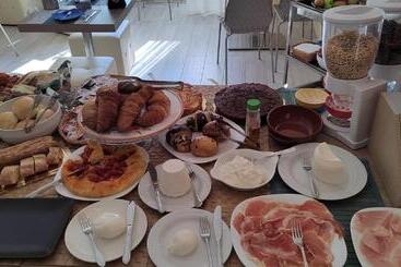 تختخواب و صبحانه La Terrazza Sul Mare