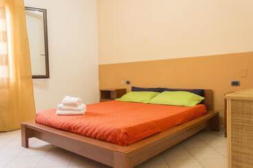 مسافرخانه Cinisi Rooms