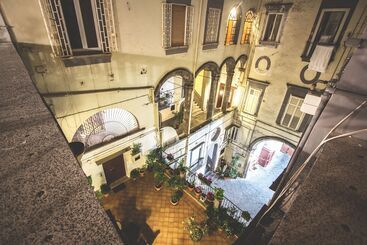 Palazzo Della Loggia B&b