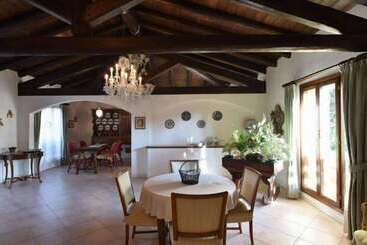 B&b Strada Del Collalto