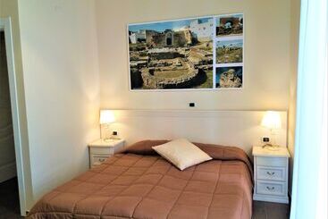 Domus Al Corso B&b