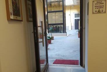 Donna Lucrezia B&b Boutique Hotel Style   Residenze D Epoca