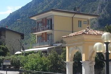 هتل Villa Grazia