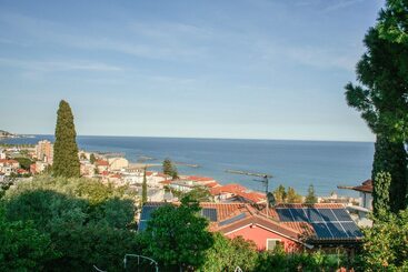 La Dolce Vita - Taggia