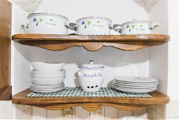 تختخواب و صبحانه Trulli Donna Isabella