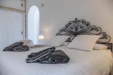 هتل Masseria Le Mandorle