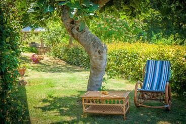 هتل روستایی Agriturismo Bio Tra Cielo E Terra