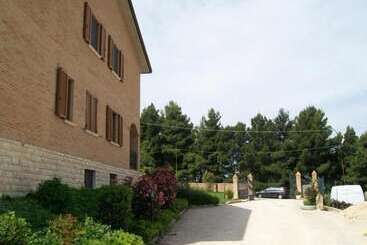 تختخواب و صبحانه La Collina Del Sagrantino