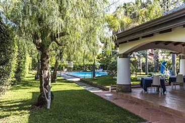 مسافرخانه Villa Giò B&b De Charme