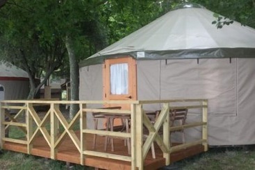 هتل Parco Del Lago Glamping & Lodges