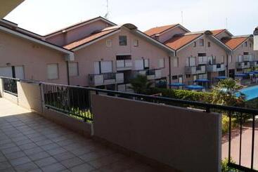 Polena Residence