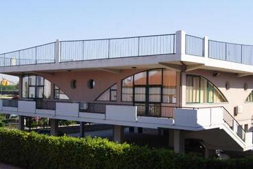 Polena Residence
