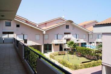 Polena Residence