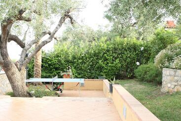 استراحتگاه Villaggio Garden Park
