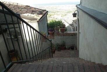 تختخواب و صبحانه Casa Ferrari
