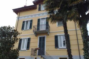 تختخواب و صبحانه Villa Stefy