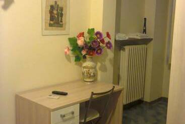 客栈  Nuovo Hotel Moderno