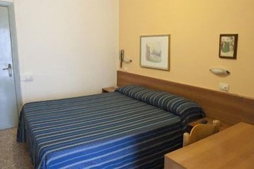 客栈  Nuovo Hotel Moderno