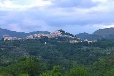 هتل Albergo Il Chiostro