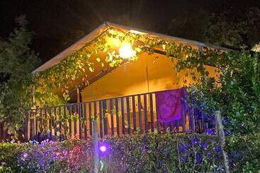استراحتگاه Il Girasole Country Village