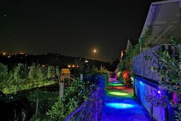 استراحتگاه Il Girasole Country Village