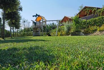 استراحتگاه Il Girasole Country Village
