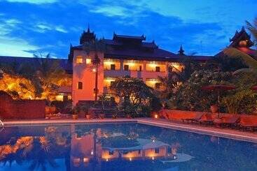 Amazing Bagan Resort