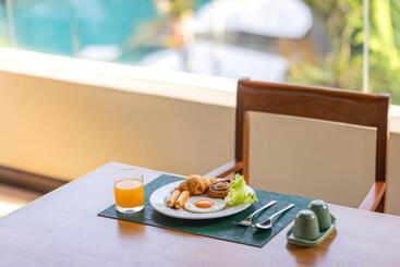 Andaman White Beach Resort   Sha Plus