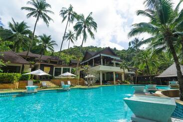 Andaman White Beach Resort   Sha Plus
